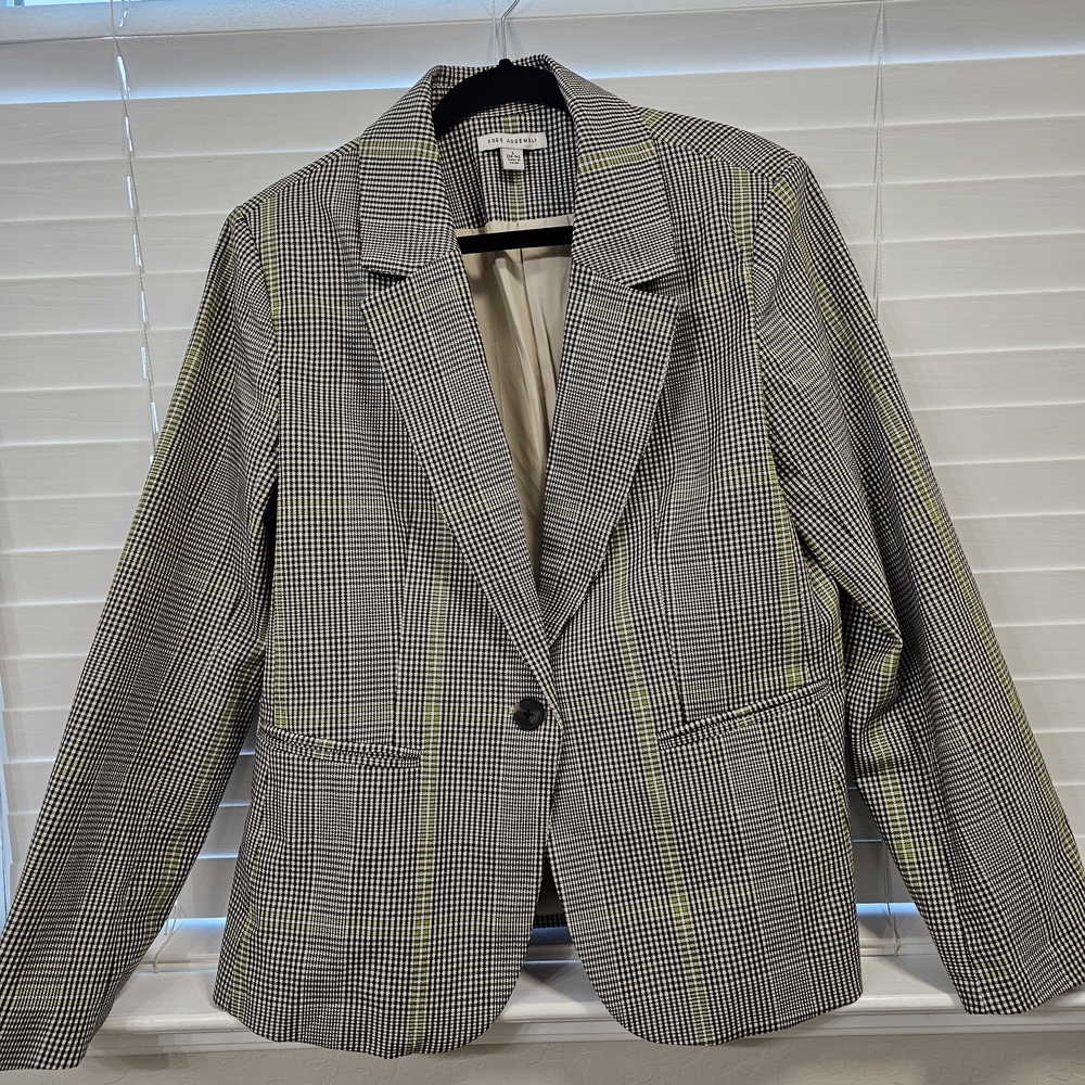 Worthington Women's Plaid Blazer in Black & Cream